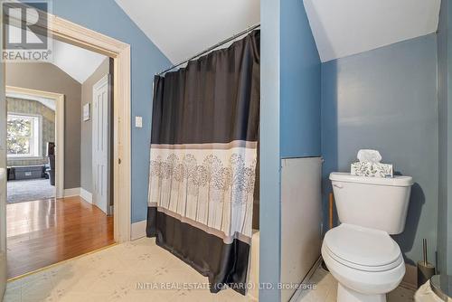 312621 Highway 6, Southgate, ON - Indoor Photo Showing Bathroom