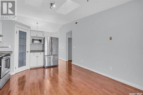 235 Beerling Crescent, Saskatoon, SK - Indoor Photo Showing Kitchen