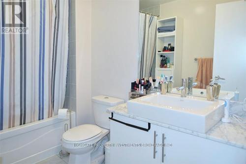 2705 - 55 Bremner Boulevard, Toronto, ON - Indoor Photo Showing Bathroom