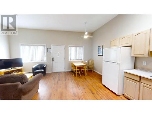 kitchen dining area - 1028 Lakeshore Drive Unit# 221, Penticton, BC - Indoor