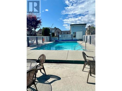 swimming pol - 1028 Lakeshore Drive Unit# 221, Penticton, BC - Outdoor With In Ground Pool