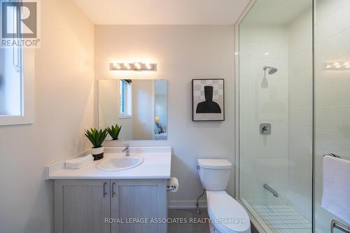 38 - 400 Finch Avenue, Pickering, ON - Indoor Photo Showing Bathroom