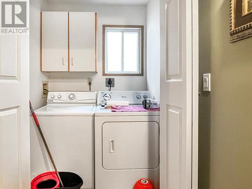 10500 Orchard Crescent Unit# 4, Summerland, BC - Indoor Photo Showing Laundry Room