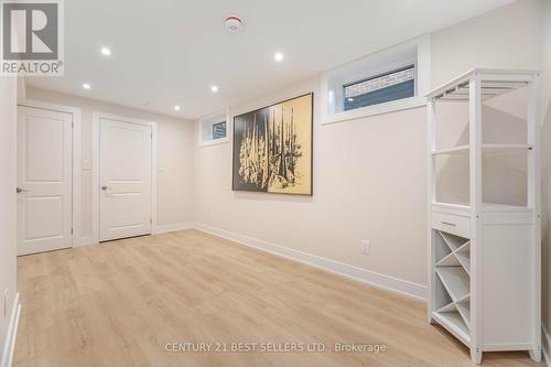 2667 Thorn Lodge Drive, Mississauga, ON - Indoor Photo Showing Other Room