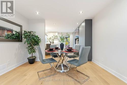 2667 Thorn Lodge Drive, Mississauga, ON - Indoor Photo Showing Dining Room