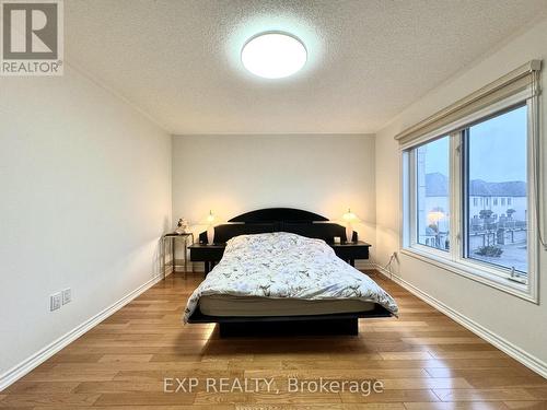 Th7 - 9133 Bayview Avenue, Richmond Hill, ON - Indoor Photo Showing Bedroom