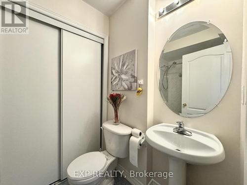 Th7 - 9133 Bayview Avenue, Richmond Hill, ON - Indoor Photo Showing Bathroom