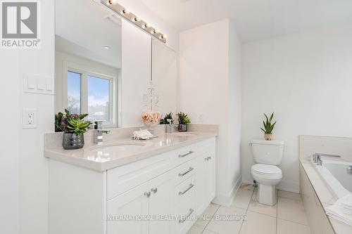 5 - 1 Hartman Avenue, Vaughan, ON - Indoor Photo Showing Bathroom