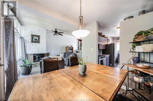 32 Melrose Avenue, Leamington, ON - Indoor Photo Showing Dining Room