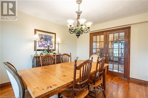 6166 Sinclairville Road, Hamilton, ON - Indoor Photo Showing Dining Room