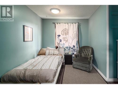 3078 Springfield Road, Kelowna, BC - Indoor Photo Showing Bedroom