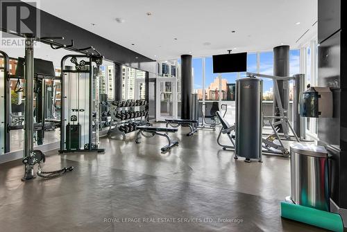 1405 - 32 Davenport Road, Toronto, ON - Indoor Photo Showing Gym Room