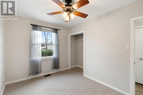 75 Argyle Crescent, St. Catharines (450 - E. Chester), ON - Indoor Photo Showing Other Room