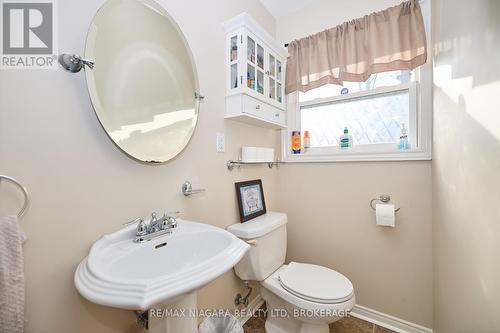 3181 Poplar Avenue, Fort Erie (335 - Ridgeway), ON - Indoor Photo Showing Bathroom