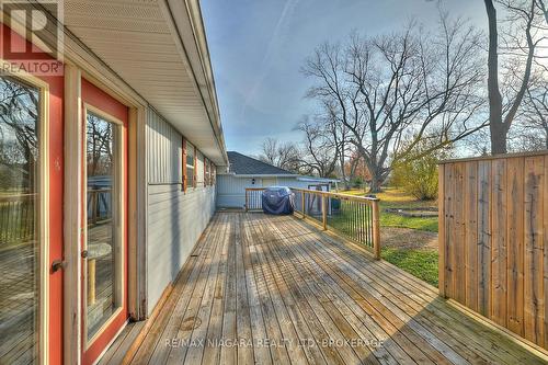 3181 Poplar Avenue, Fort Erie (335 - Ridgeway), ON - Outdoor With Deck Patio Veranda With Exterior