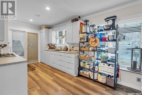 1634 Early Drive, Saskatoon, SK - Indoor Photo Showing Kitchen