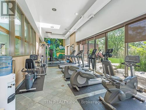 1701 - 63 St Clair Avenue W, Toronto, ON - Indoor Photo Showing Gym Room