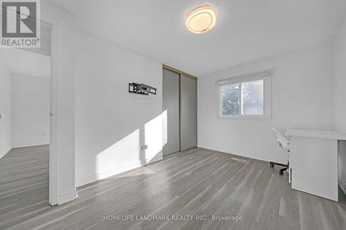 17 Pebblewood Avenue, Toronto, ON - Indoor Photo Showing Other Room