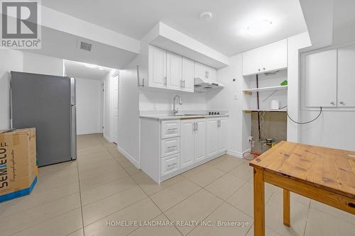 17 Pebblewood Avenue, Toronto, ON - Indoor Photo Showing Kitchen