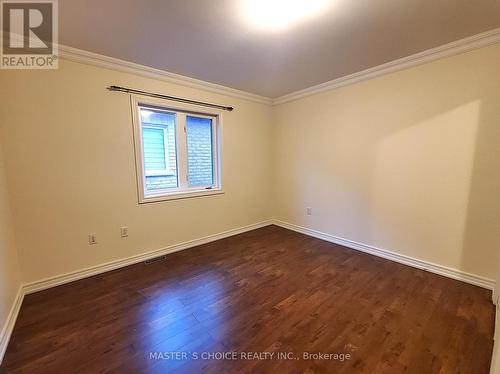 41 Grand Oak Drive, Richmond Hill, ON - Indoor Photo Showing Other Room