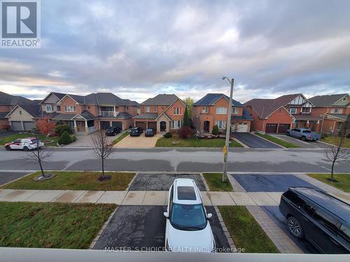 41 Grand Oak Drive, Richmond Hill, ON - Outdoor With Facade