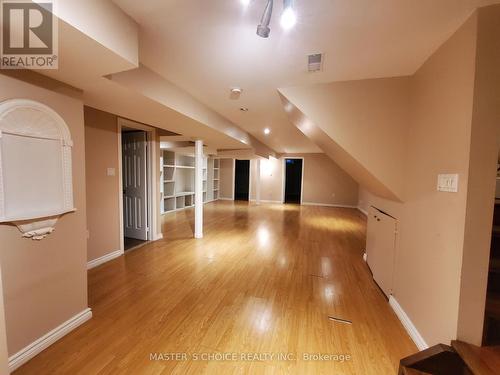 41 Grand Oak Drive, Richmond Hill, ON - Indoor Photo Showing Other Room