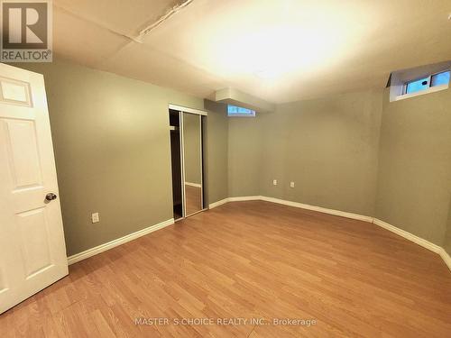 41 Grand Oak Drive, Richmond Hill, ON - Indoor Photo Showing Other Room