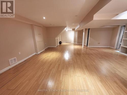 41 Grand Oak Drive, Richmond Hill, ON - Indoor Photo Showing Other Room