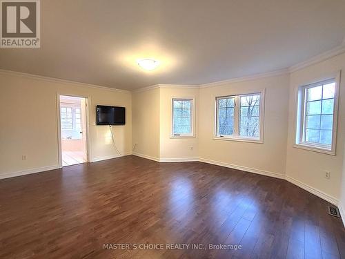 41 Grand Oak Drive, Richmond Hill, ON - Indoor Photo Showing Other Room