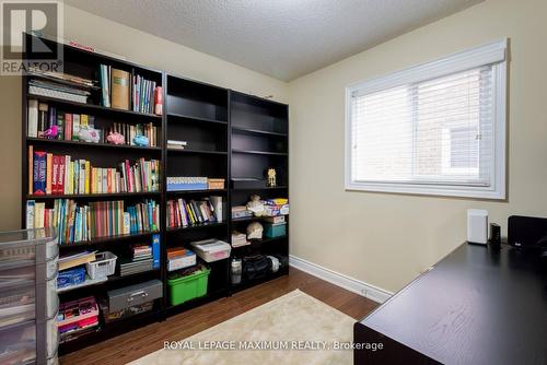 44 Flagstick Court, Toronto, ON - Indoor Photo Showing Office