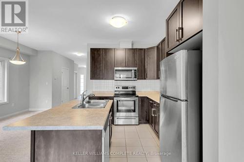 4282 Shuttleworth Drive, Niagara Falls, ON - Indoor Photo Showing Kitchen With Stainless Steel Kitchen With Double Sink With Upgraded Kitchen