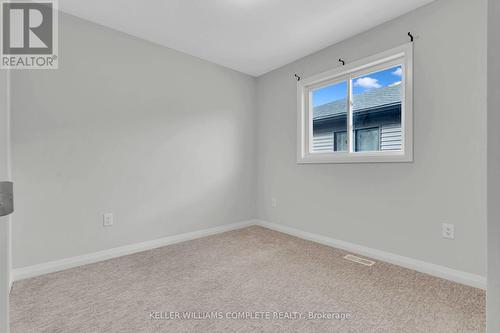 4282 Shuttleworth Drive, Niagara Falls, ON - Indoor Photo Showing Other Room