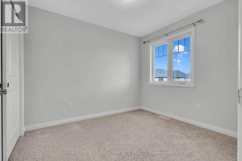 4282 Shuttleworth Drive, Niagara Falls, ON - Indoor Photo Showing Other Room