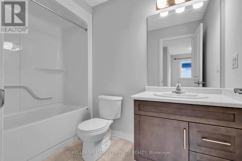 4282 Shuttleworth Drive, Niagara Falls, ON - Indoor Photo Showing Bathroom