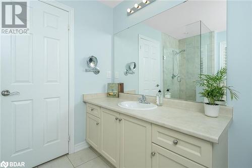 13 Beacon Hill Drive, Brampton, ON - Indoor Photo Showing Bathroom