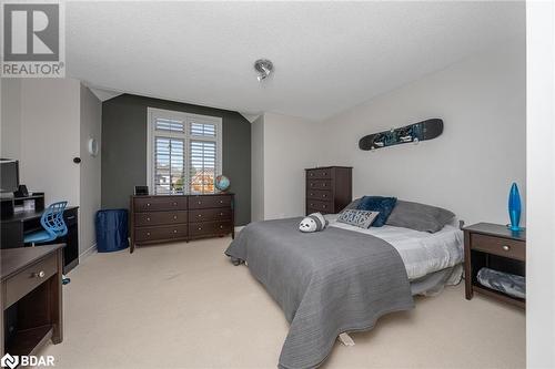 13 Beacon Hill Drive, Brampton, ON - Indoor Photo Showing Bedroom