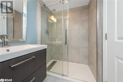 13 Beacon Hill Drive, Brampton, ON - Indoor Photo Showing Bathroom