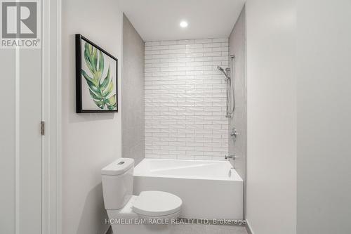 414 - 42 Mill Street, Halton Hills, ON - Indoor Photo Showing Bathroom