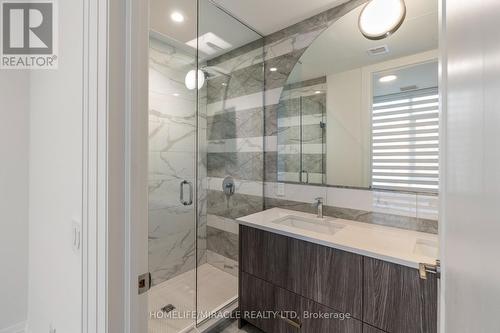 414 - 42 Mill Street, Halton Hills, ON - Indoor Photo Showing Bathroom