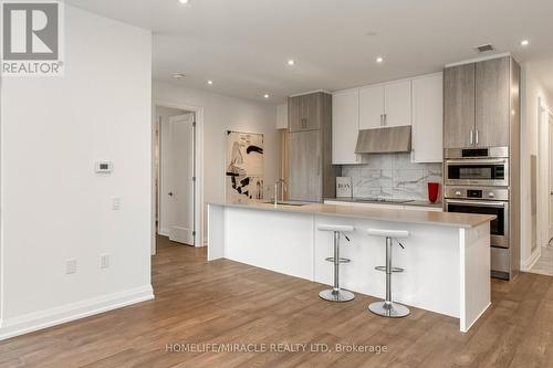 414 - 42 Mill Street, Halton Hills, ON - Indoor Photo Showing Kitchen With Upgraded Kitchen