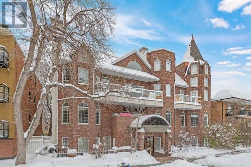 304, 916 19 Avenue Sw, Calgary, AB - Outdoor With Balcony With Facade