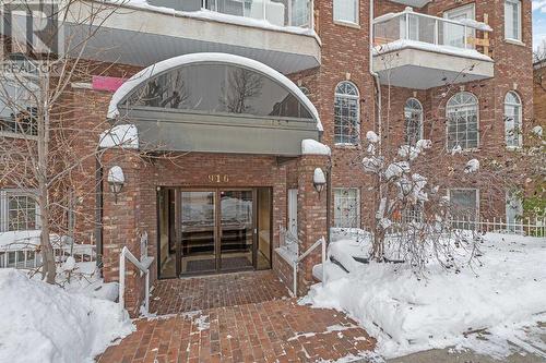 304, 916 19 Avenue Sw, Calgary, AB - Outdoor With Balcony