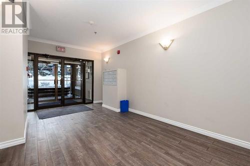 304, 916 19 Avenue Sw, Calgary, AB - Indoor Photo Showing Other Room