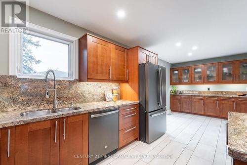 15 Parkside Crescent, London, ON - Indoor Photo Showing Kitchen With Stainless Steel Kitchen With Double Sink