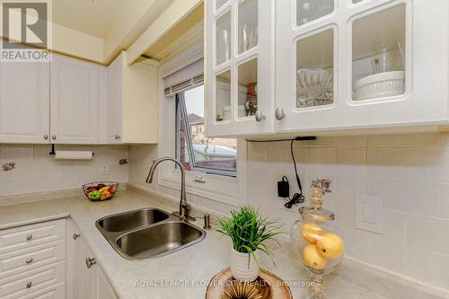 19 Flatlands Way, Brampton, ON - Indoor Photo Showing Kitchen With Double Sink