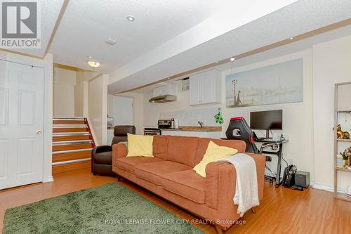 19 Flatlands Way, Brampton, ON - Indoor Photo Showing Other Room