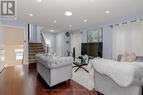 19 Flatlands Way, Brampton, ON - Indoor