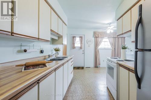 19 Wilson Avenue, Kawartha Lakes (Lindsay), ON - Indoor Photo Showing Kitchen With Double Sink