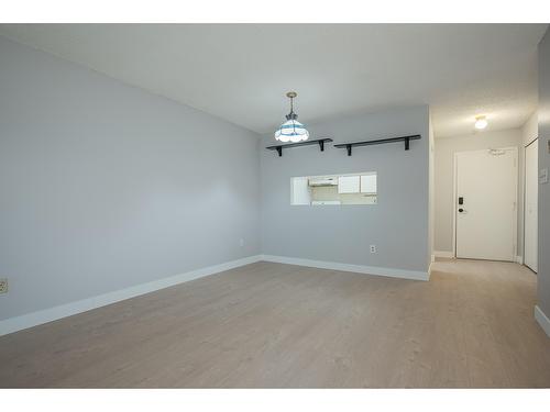 108 9632 120A Street, Surrey, BC - Indoor Photo Showing Other Room