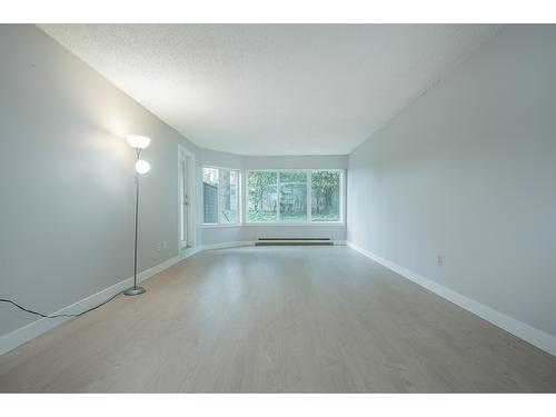 108 9632 120A Street, Surrey, BC - Indoor Photo Showing Other Room